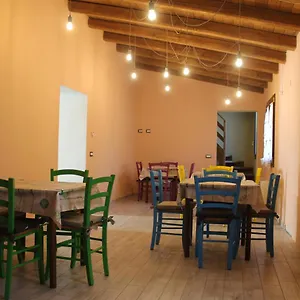  Couette-café Sa Domu Beccia