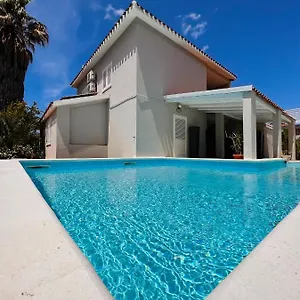 Gasthuis La Costa, Flumini di Quartu